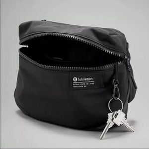Black Lululemon everywhere bag aka Fanny pack!